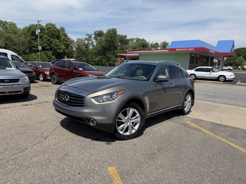 Used 2013 INFINITI FX37 AWD w/ Premium Pkg image 2