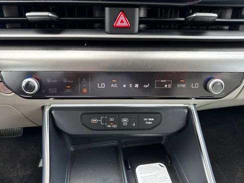 New 2026 Kia Carnival SX FWD image 14