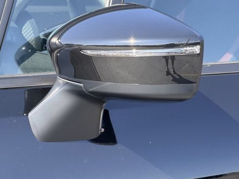 Used 2025 Nissan Versa SR w/ Trunk Package FWD image 14