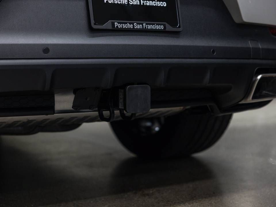 Certified 2026 Porsche Cayenne AWD/4WD image 16