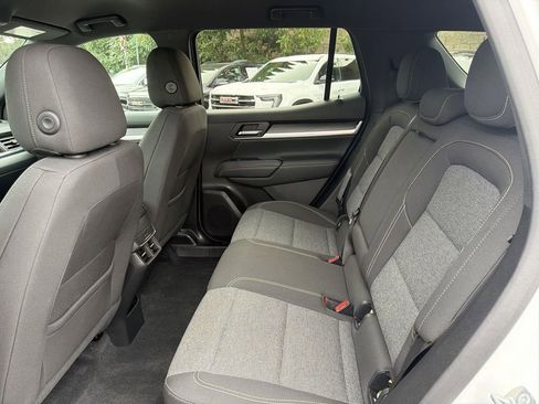 Used 2025 GMC Terrain Elevation image 25