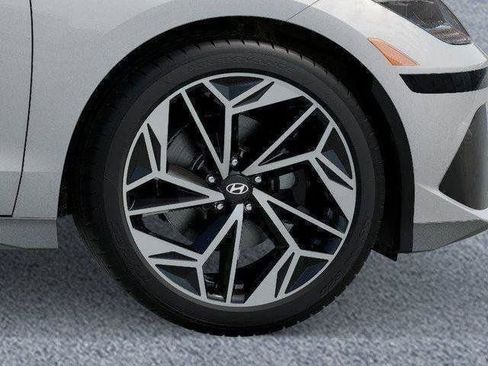 New 2025 Hyundai Ioniq 6 SEL AWD/4WD image 8