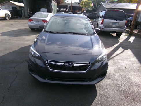 Used 2019 Subaru Impreza 2.0i image 4