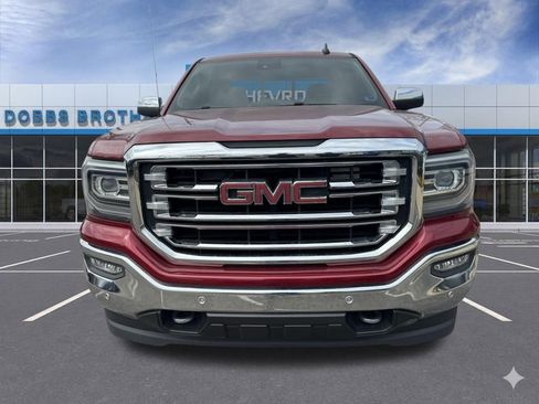 Used 2018 GMC Sierra 1500 SLT image 2