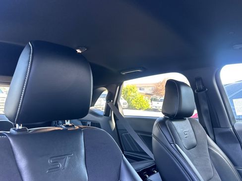 Used 2020 Ford Edge ST AWD/4WD image 17