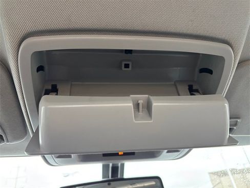 Used 2018 GMC Sierra 3500 4x4 Regular Cab w/ Sierra Convenience Package image 24