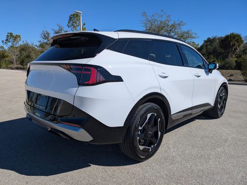Certified 2026 Kia Sportage SX image 5