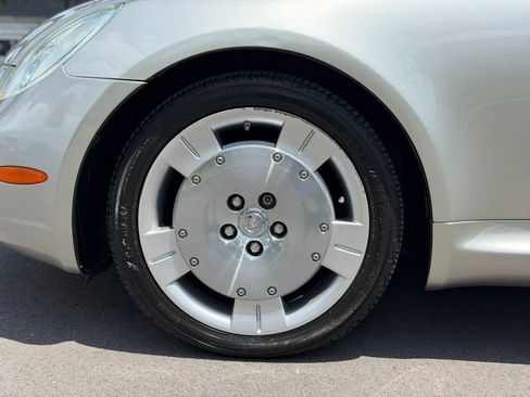 Used 2002 Lexus SC 430 Convertible RWD image 40