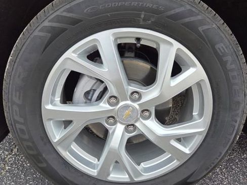 Used 2019 Chevrolet Equinox Premier image 8