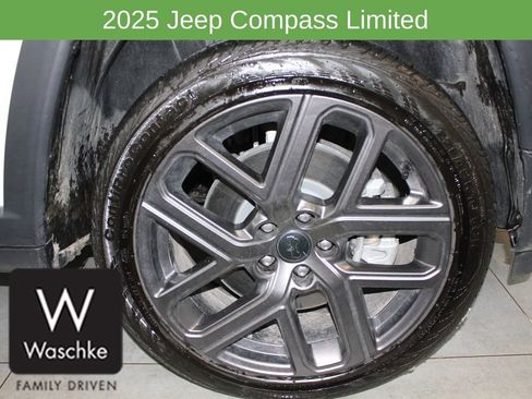 New 2025 Jeep Compass Limited w/ Sun & Sound Group image 13