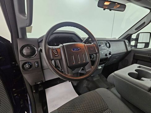 Used 2011 Ford F250 XLT image 9
