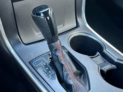 Used 2015 Toyota Camry SE w/ Moonroof Package image 21