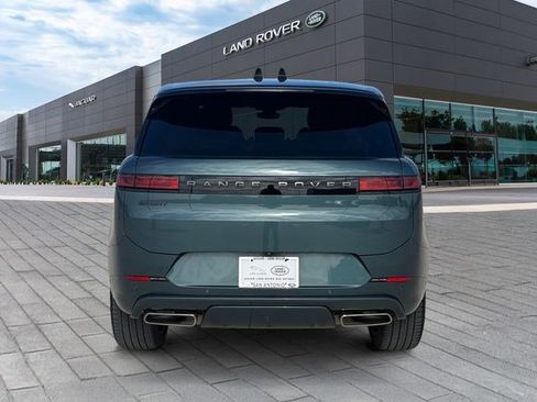 Used 2025 Land Rover Range Rover Sport Dynamic SE AWD/4WD image 4