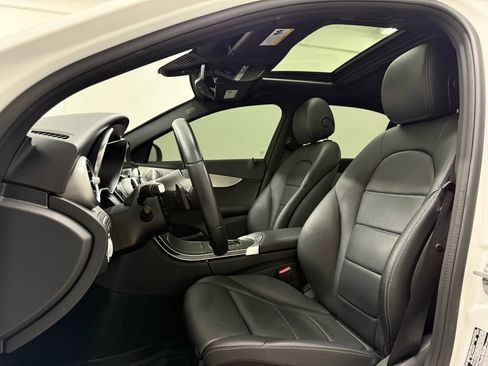 Used 2021 Mercedes-Benz C 300 Sedan image 13