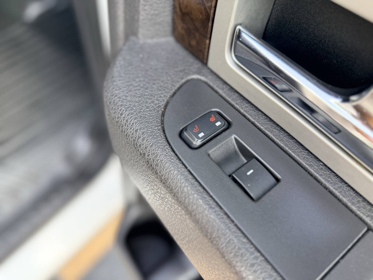Used 2013 Ford F150 Platinum AWD/4WD image 31