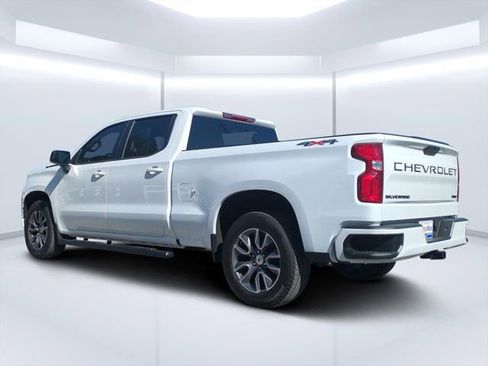 Used 2022 Chevrolet Silverado 1500 RST image 5