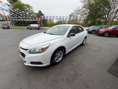Used 2014 Chevrolet Malibu LS w/ Protection Package FWD image 3