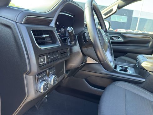 Used 2022 GMC Yukon SLE w/ Gmc Pro Safety Plus Package image 14