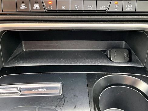 Used 2025 MAZDA CX-90 3.3 Turbo w/ Select Package AWD/4WD image 16
