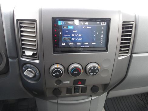 Used 2006 Nissan Titan XE image 17