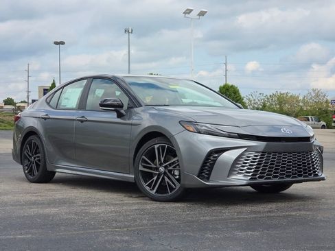 New 2026 Toyota Camry XSE FWD image 2