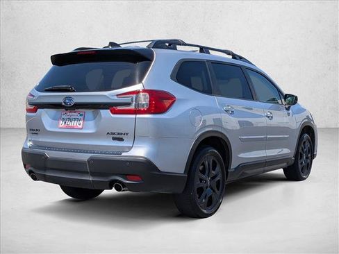 Certified 2025 Subaru Ascent Bronze Edition AWD/4WD image 5