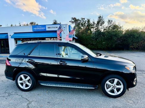 Used 2018 Mercedes-Benz GLE 350 4MATIC w/ Premium 1 Package image 24