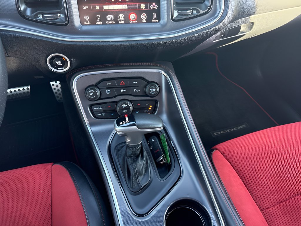 Used 2015 Dodge Challenger R/T Scat Pack RWD image 18