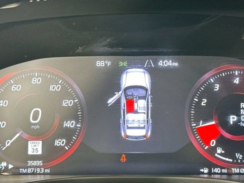 Used 2022 Volvo XC40 T4 Inscription w/ Advanced Package FWD image 12
