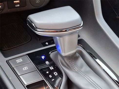 Certified 2025 Hyundai Elantra SEL w/ Cargo Package image 12