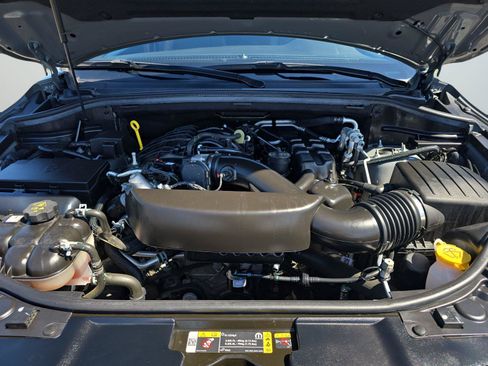 Used 2023 Dodge Durango GT AWD/4WD image 31