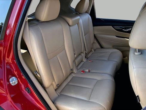 Used 2017 Nissan Rogue SL w/ SL Premium Package FWD image 19