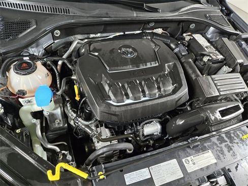 Used 2020 Volkswagen Passat 2.0T SEL image 27