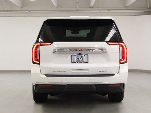 Used 2023 GMC Yukon XL SLT image 6