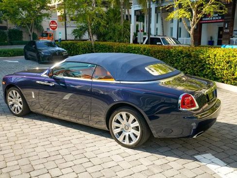 Used 2016 Rolls-Royce Dawn image 49