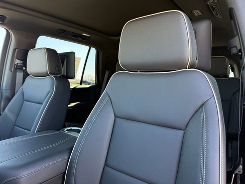 New 2026 GMC Yukon Elevation w/ Elevation Premium Package AWD/4WD image 16