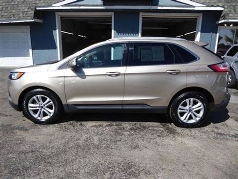 Used 2020 Ford Edge SEL w/ Convenience Package FWD image 2