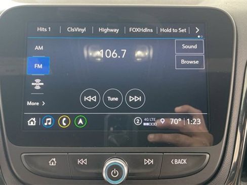 Used 2022 Chevrolet Equinox RS w/ Infotainment Package image 38