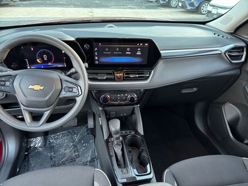 Used 2025 Chevrolet TrailBlazer LT image 27