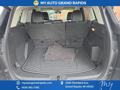 Used 2015 Ford Escape Titanium FWD image 25