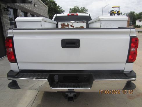 Used 2017 Chevrolet Silverado 2500 W/T RWD image 5