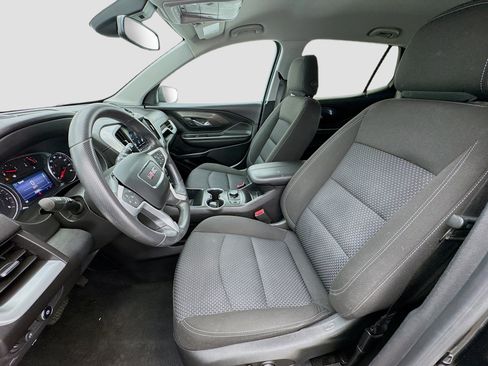 Used 2024 GMC Terrain SLE w/ Driver Convenience Package FWD image 13
