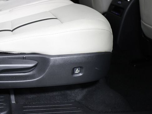 Used 2024 MAZDA CX-90 3.3 Turbo w/ Preferred Plus AWD/4WD image 39