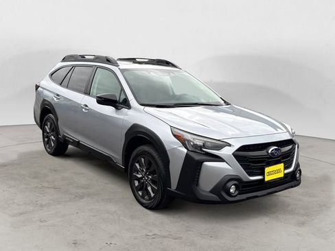 Certified 2025 Subaru Outback Onyx Edition AWD/4WD image 7