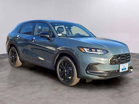 New 2026 Honda HR-V Sport image 2