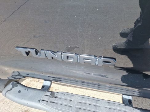 Used 2021 Toyota Tundra SR5 w/ SR5 Upgrade Package image 14