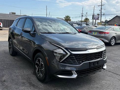 Used 2023 Kia Sportage LX AWD/4WD image 7