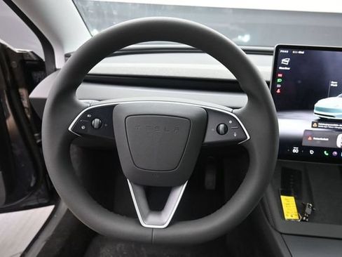 Used 2025 Tesla Model 3 RWD image 4