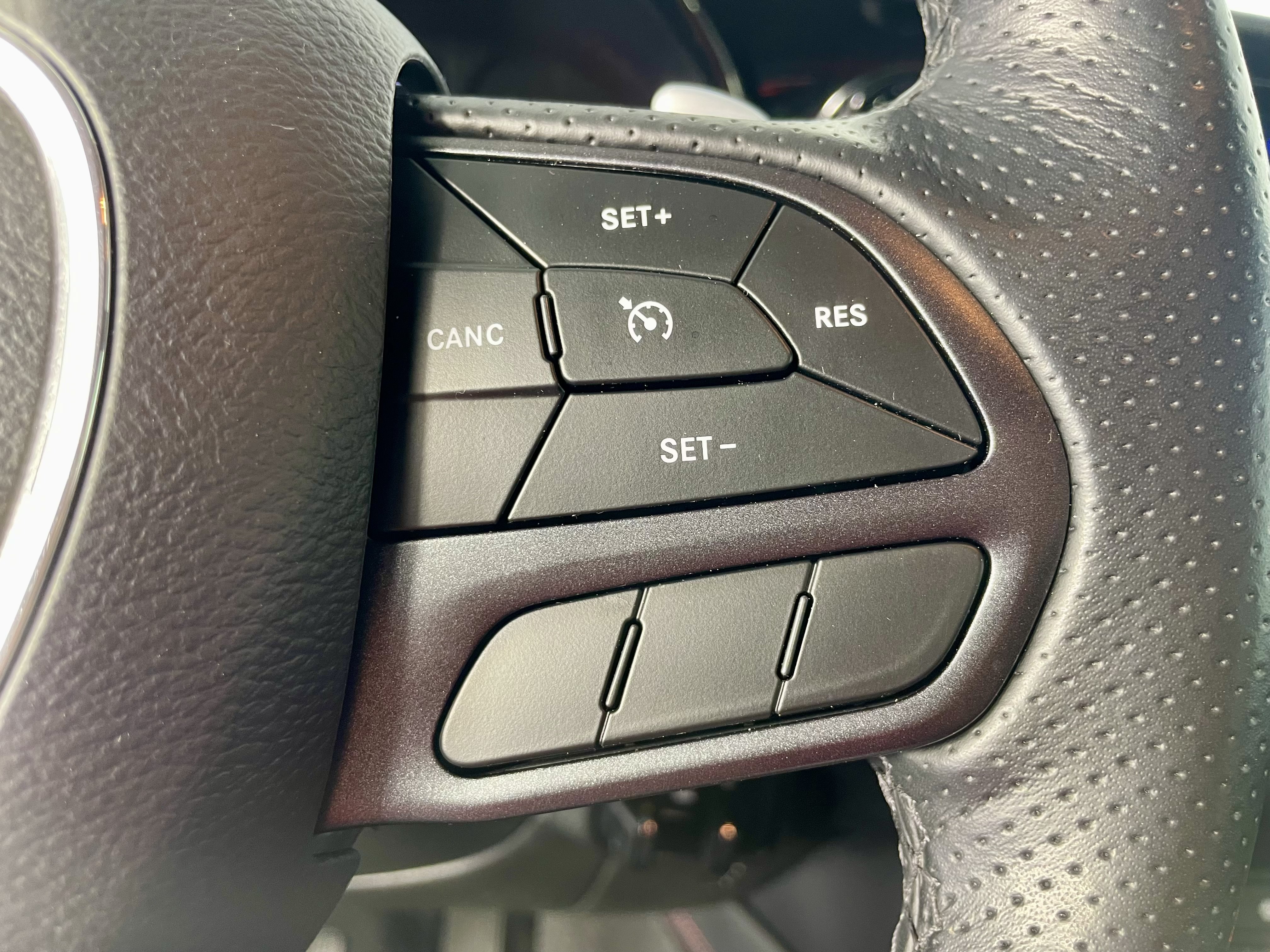 Certified 2023 Dodge Durango R/T w/ Blacktop Package AWD/4WD image 15