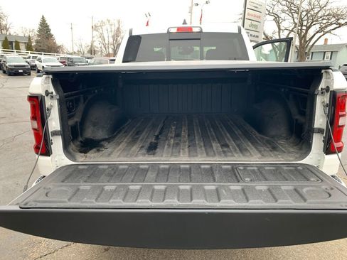 Used 2025 RAM 1500 Laramie w/ Night Edition image 10